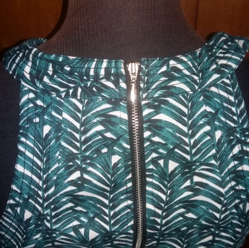 Bodycon Dress - Picture 6 of 6
